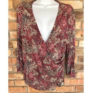 Ann Taylor V-Neck Top    Large